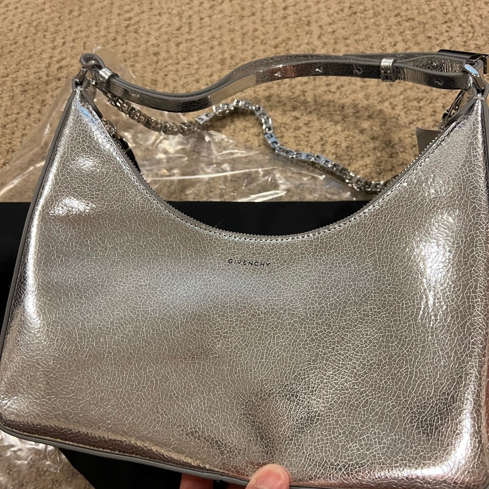 Givenchy BNEW
